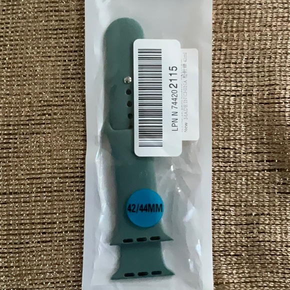 Yanch Apple Watch compatible bands, 3 pack, brand new! 42/44M - Picture 4 of 4